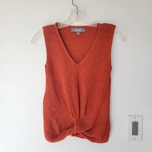 Marled Rust Knit V‑Neck Twist Front Tank
